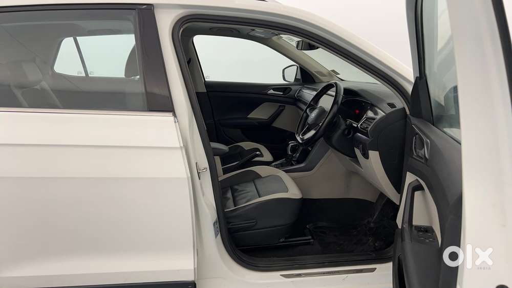 Volkswagen Taigun Topline 1.0 Tsi At (electric Seats), 2022, Petrol