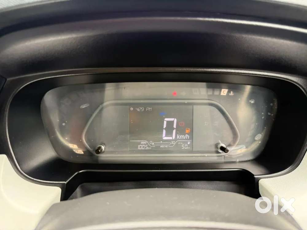 Tata Punch Pure, 2025, Petrol