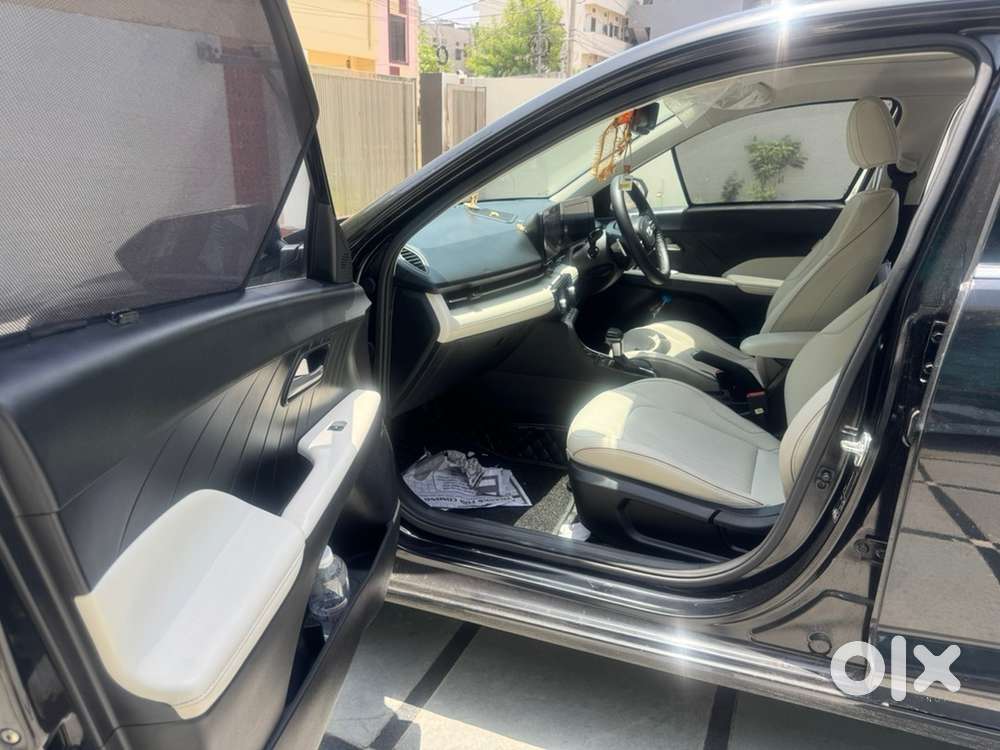 Hyundai Verna 2023 Petrol Car