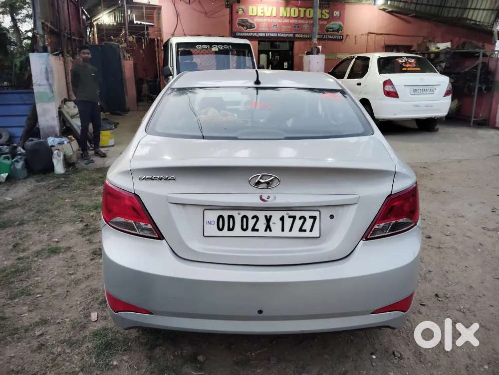 Hyundai Verna 2017 Petrol Well Maintained