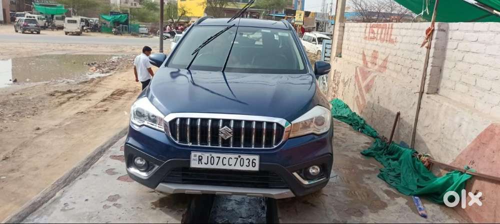 All Disc Brake , Cruse Control , Smart Hybrid Suv