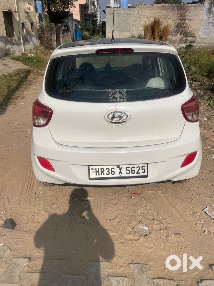 Hyundai Grand I10 2015 Petrol Well Maintained