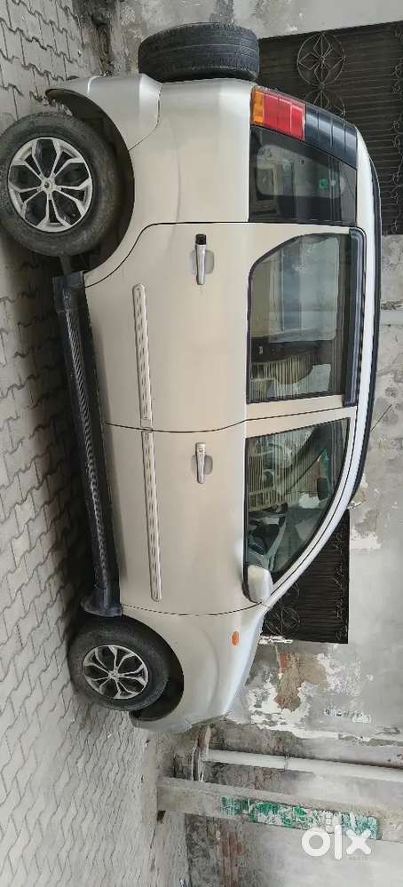 Mahindra Quanto 1.5 C6 2013