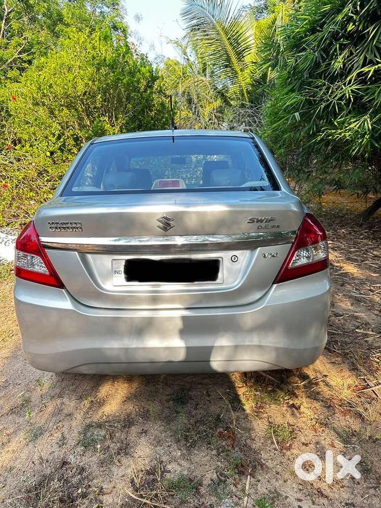 Maruti Suzuki Dzire 2015 Petrol 42500 Km Driven