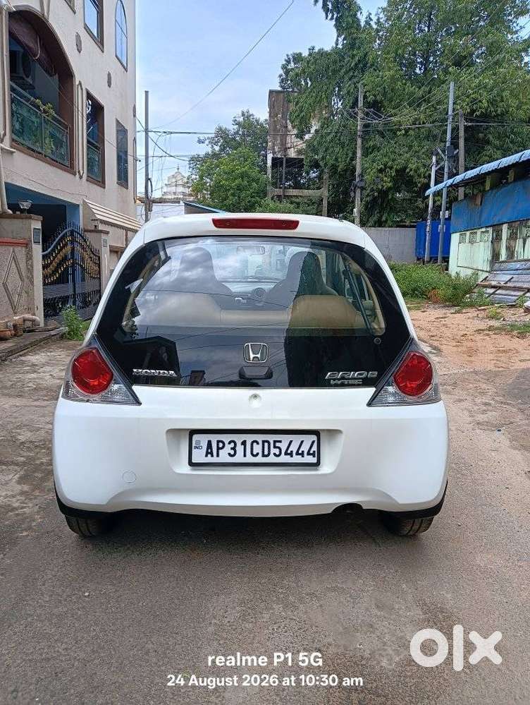 Honda Brio V Mt, 2012, Petrol