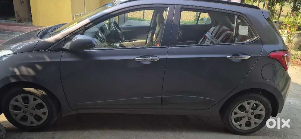 Hyundai Grand I10 Sportz 2015