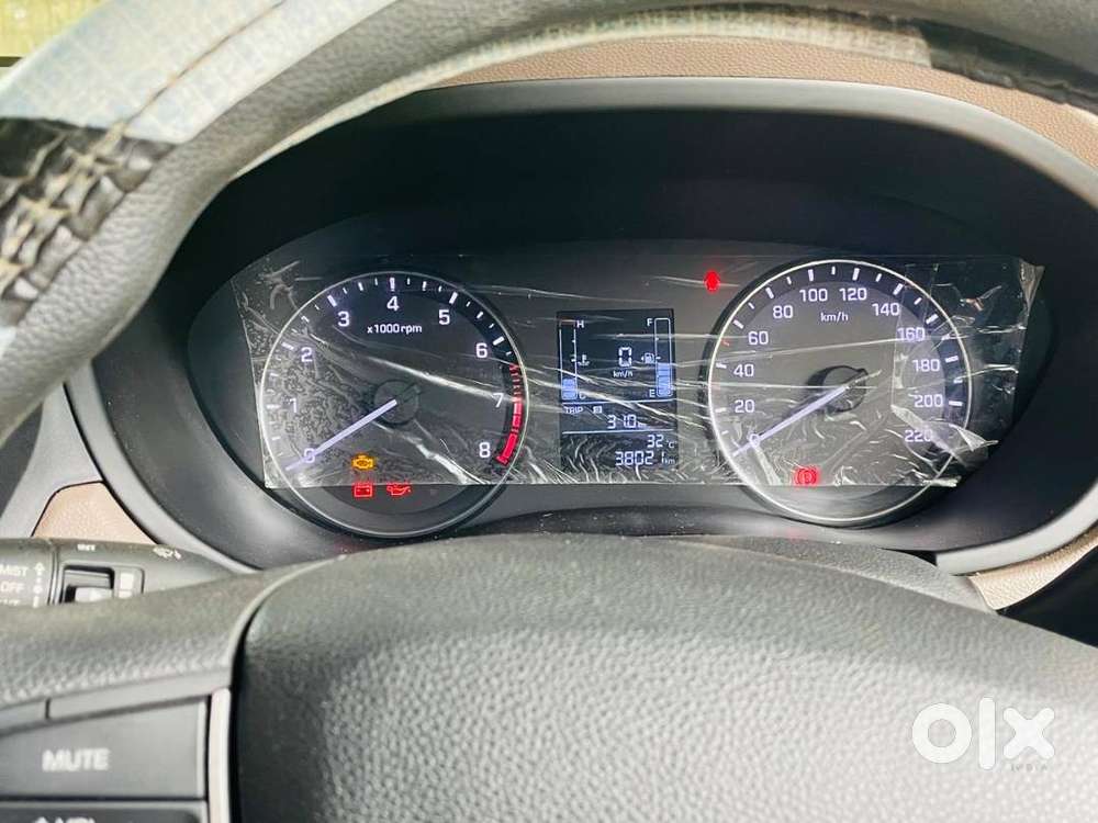 Nri-driven, Well Maintained Elite I20