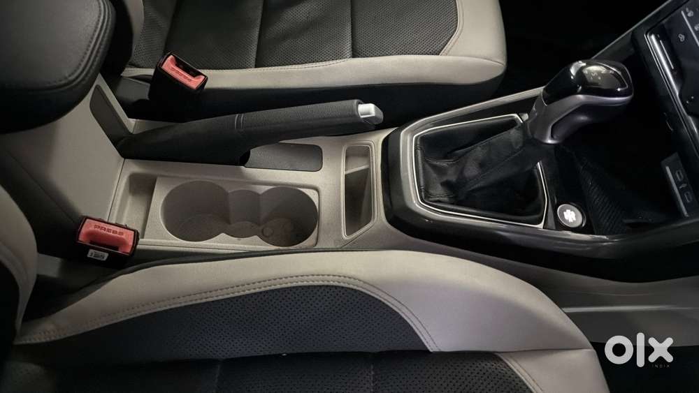Volkswagen Taigun 1.0 Tsi Topline At, 2022, Petrol