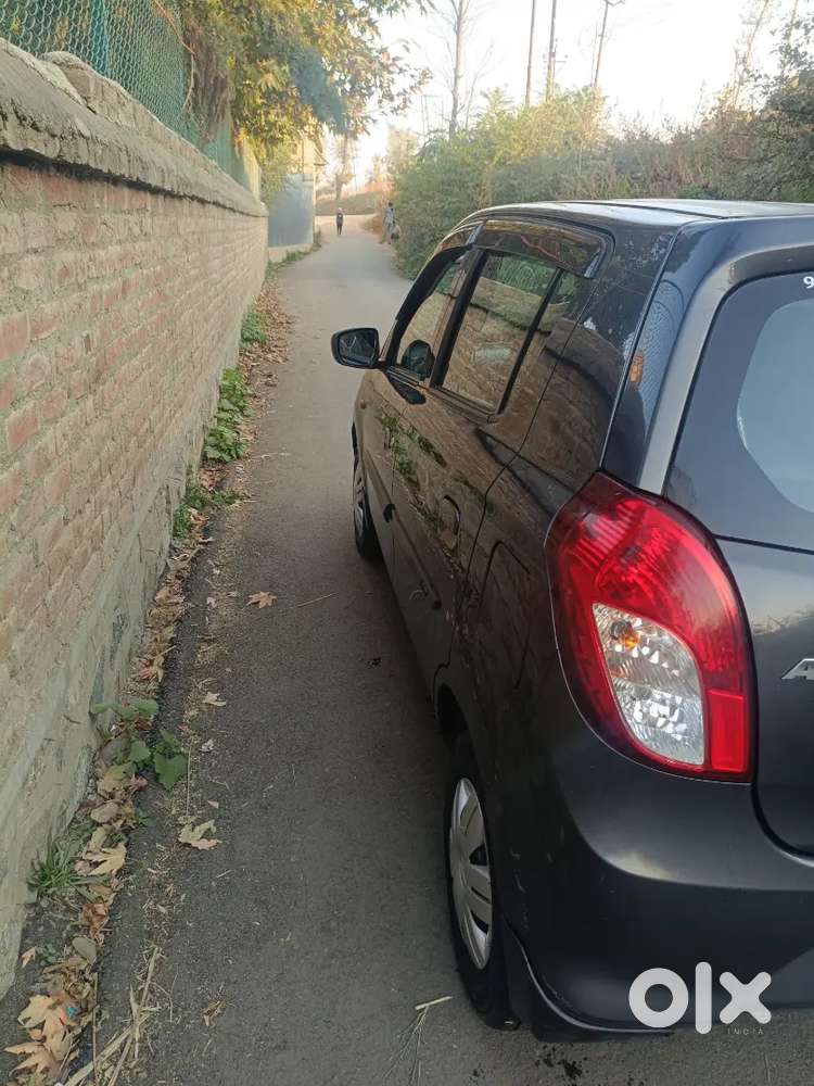 Brand New Condition No Scratch Lcd Center Lock Back