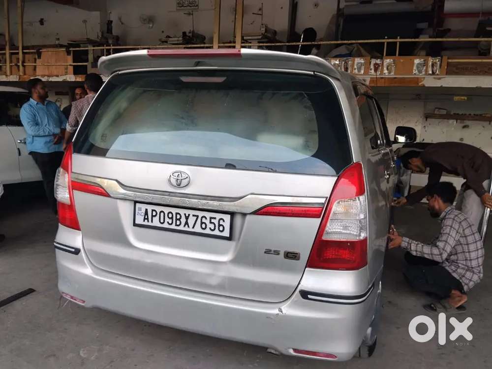 Toyota Innova Diesel 2011