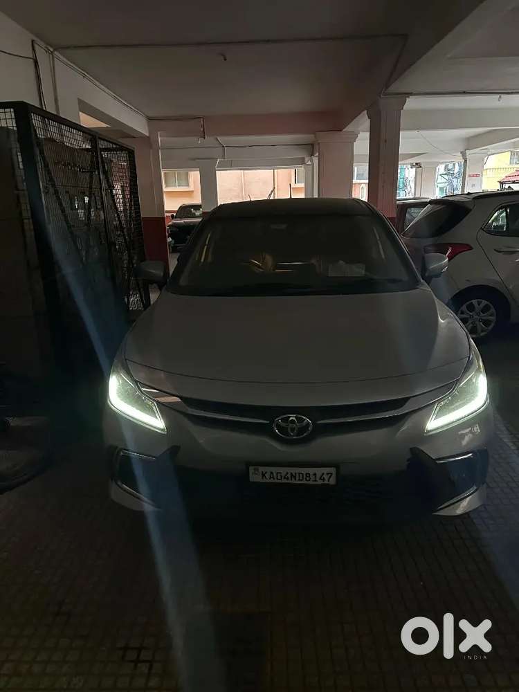 Toyota Glanza 2024 Petrol Well Maintained