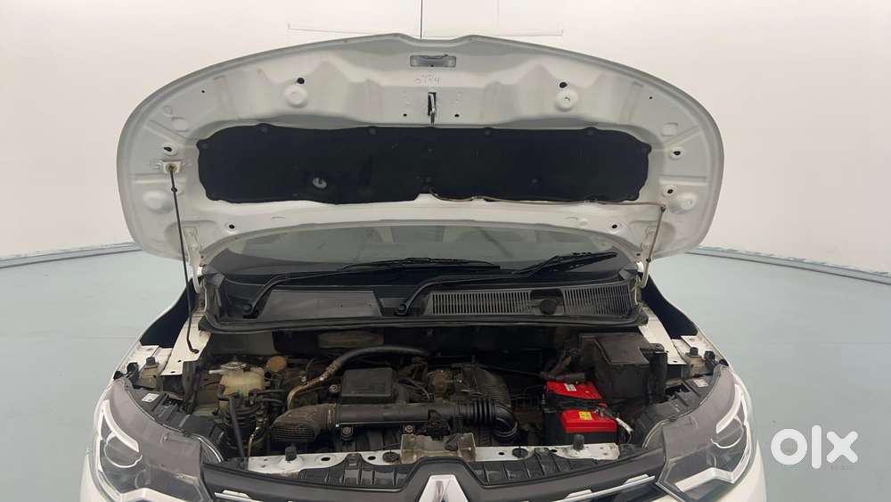 Renault Triber 1.0 Rxz Dual Tone, 2022, Petrol