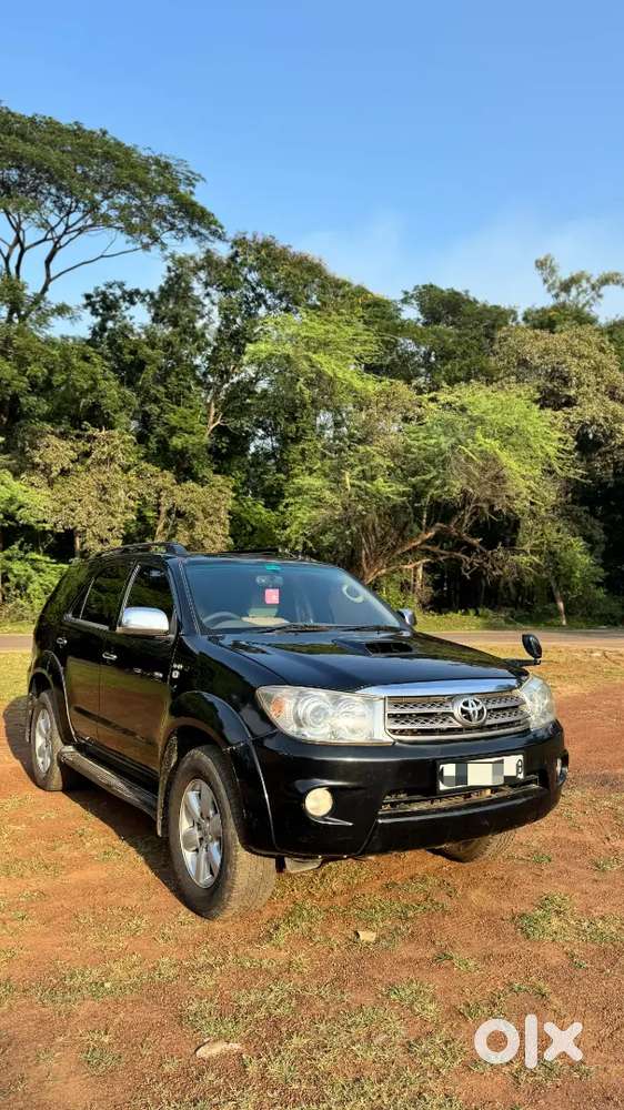 Toyota Fortuner 2011 Diesel