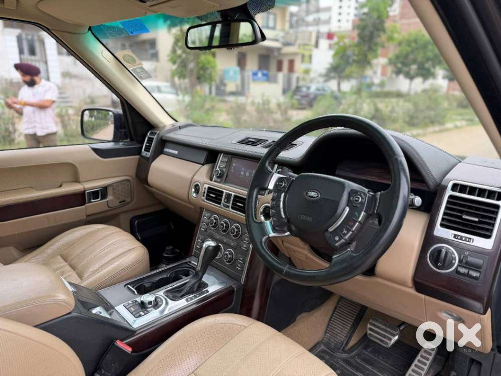 Land Rover Range Autobiography 4.4 Petrol, 2010, Petrol