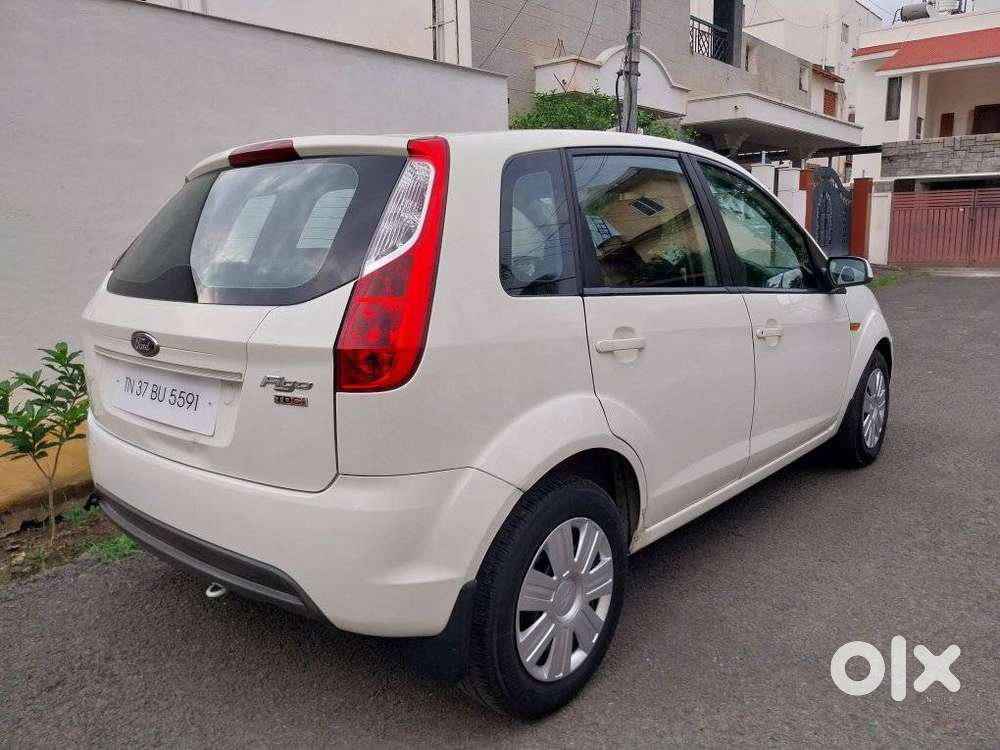 Ford Figo 2010-2012 Diesel Zxi, 2012, Diesel