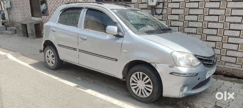 Toyota Etios Liva 2013 Diesel 142000 Km Driven