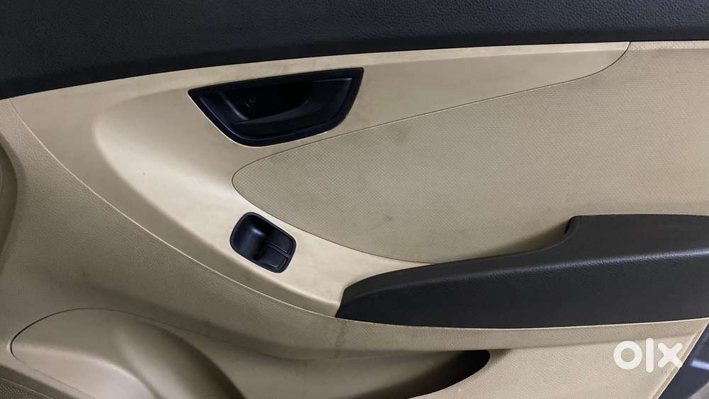 Hyundai Eon Era +, 2017, Petrol