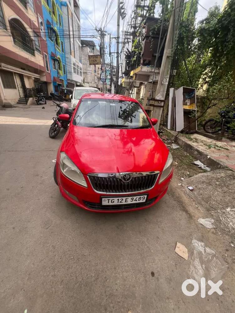 Skoda Rapid Elegance 2015 Package