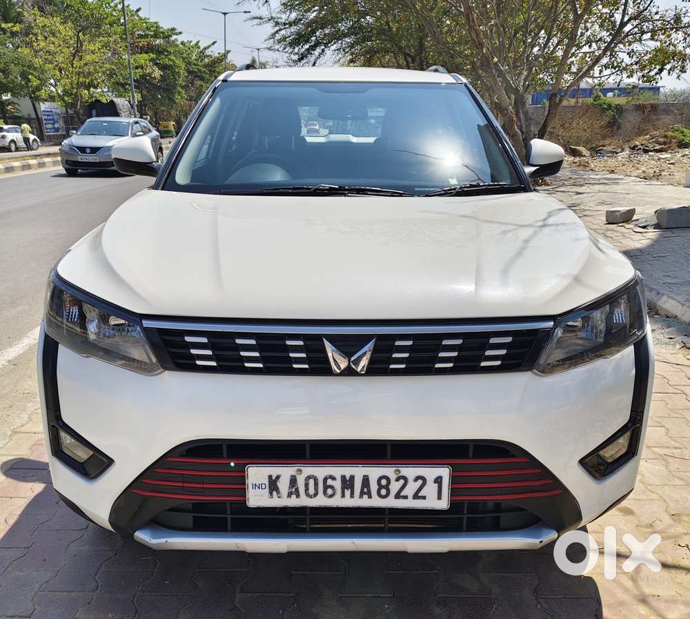 Mahindra Xuv300 W6, 2023, Petrol