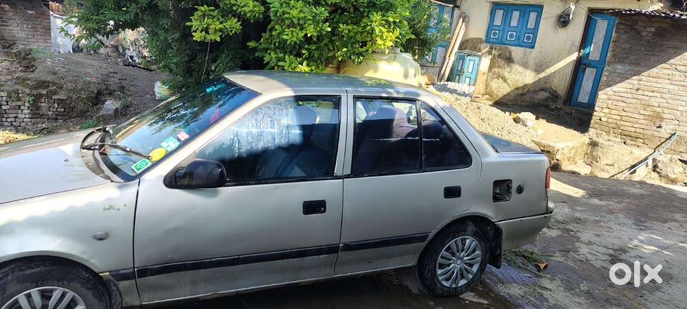 Maruti Suzuki Esteem 2005