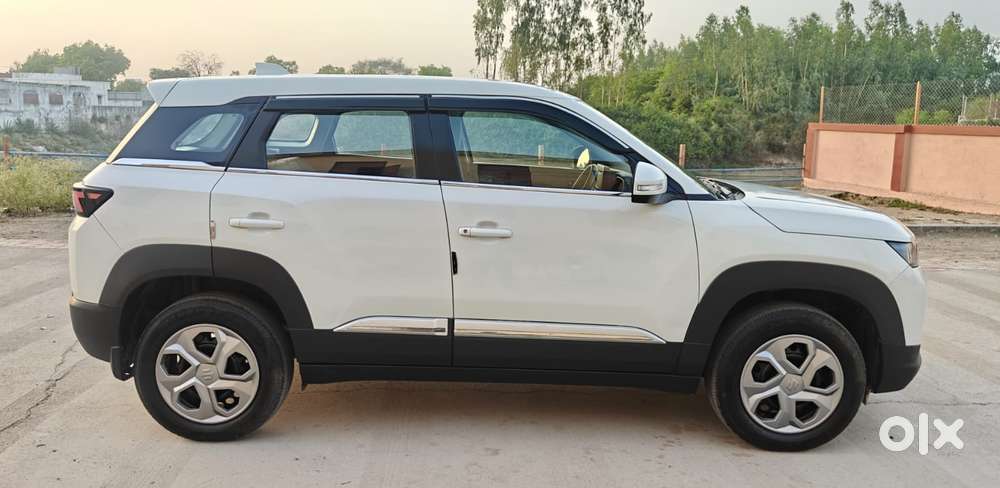 Maruti Suzuki Brezza 1.5 Lxi Cng, 2023, Cng & Hybrids