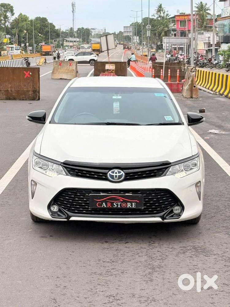 Toyota Camry Hybrid, 2018, Petrol
