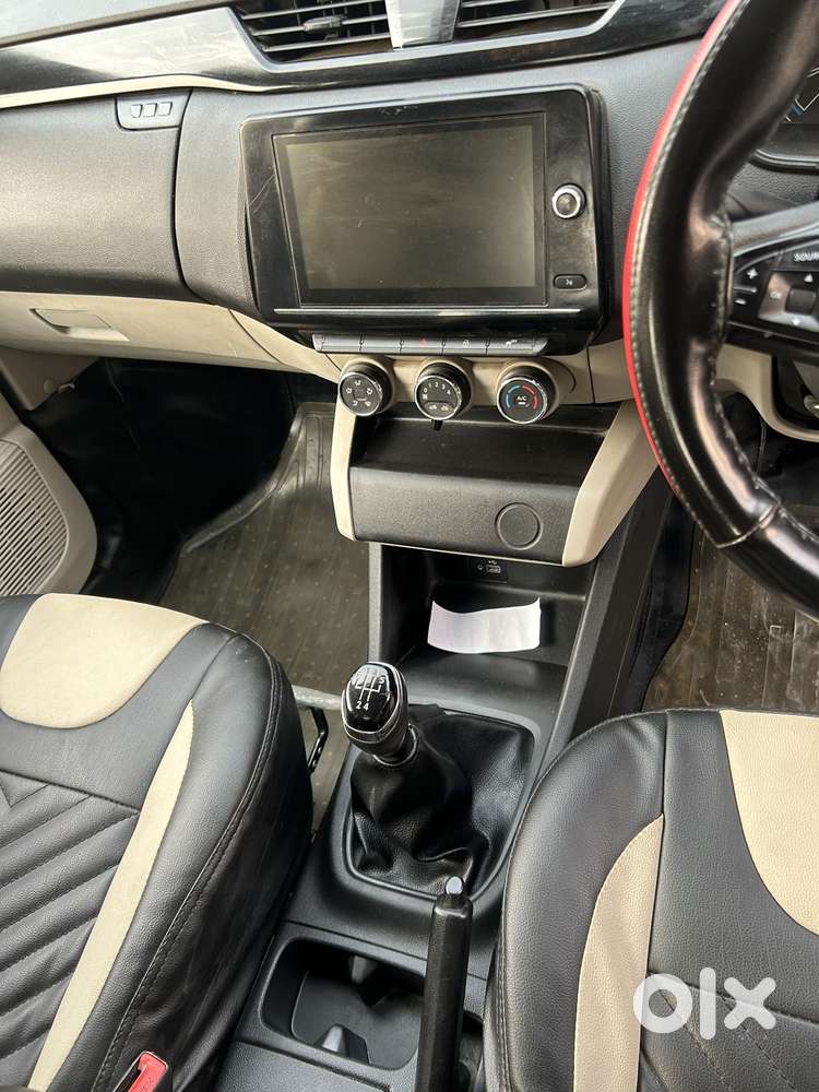 Renault Triber Rxt, 2024, Petrol