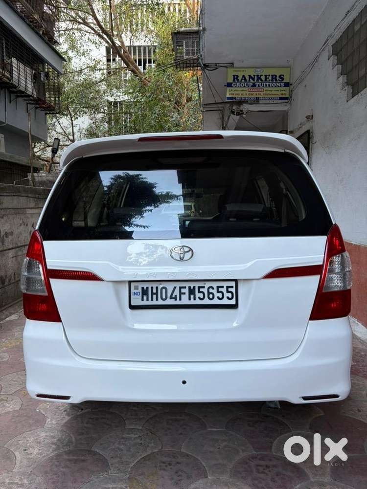 Toyota Innova 2012 Diesel Well Maintained