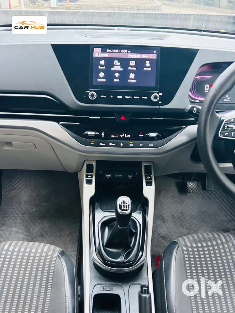 Kia Carens 1.5 Prestige Plus Diesel 7 Str Imt, 2023, Diesel