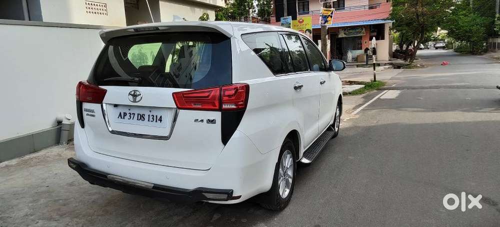 Toyota Innova Crysta 2.4 V, 2018, Diesel