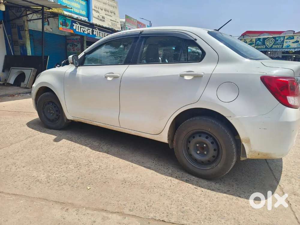 Maruti Suzuki Dzire 2022 Petrol 70000 Km Driven