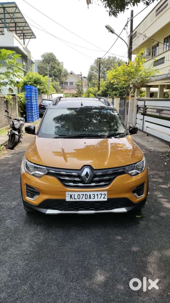 Renault Triber Rxz, 2023, Petrol