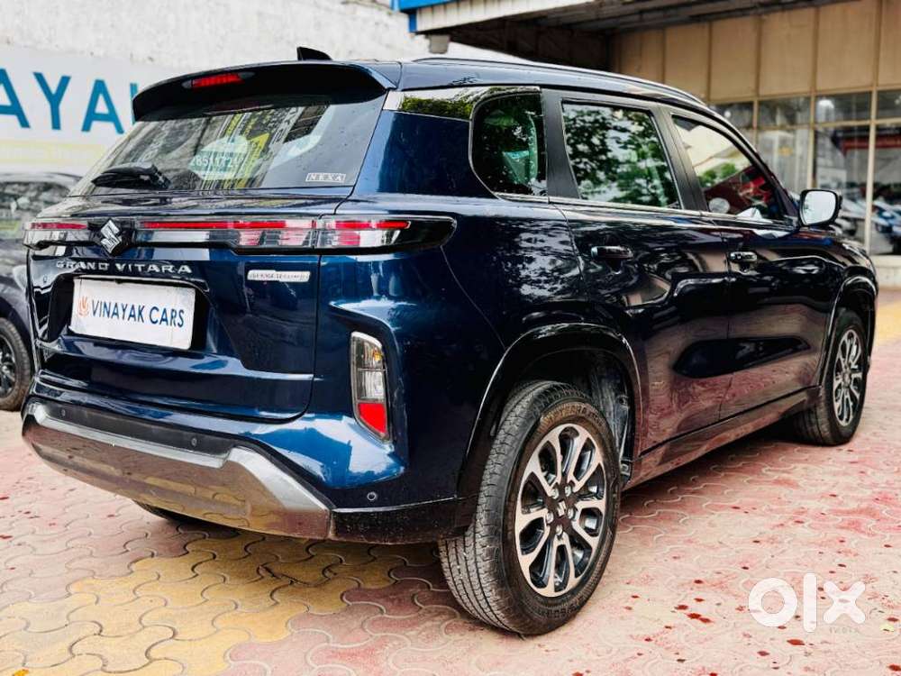 Maruti Suzuki Grand Vitara 1.5 Alpha Plus Intelligent Hybrid Ecvt, 2..