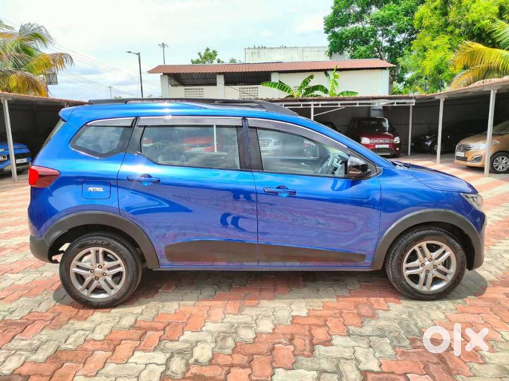 Renault Triber, 2023, Petrol
