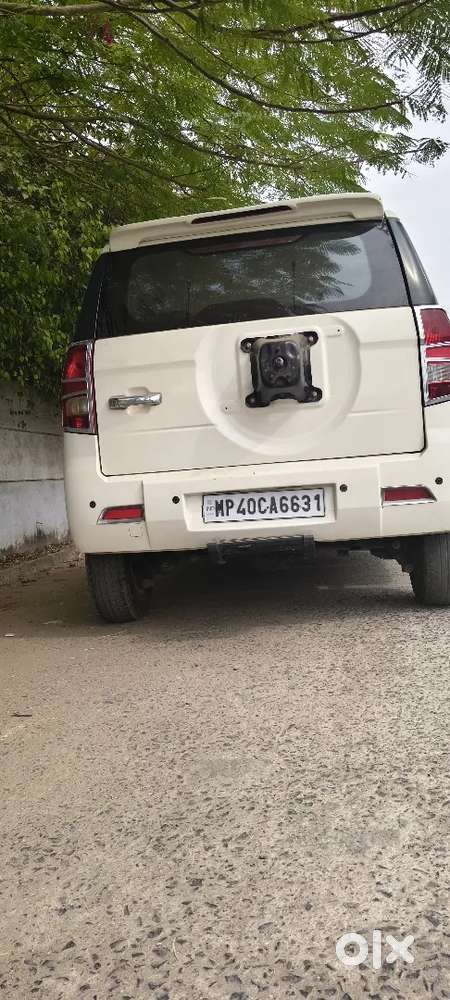 Mahindra Tuv 300 2018 Diesel 90000 Km Driven