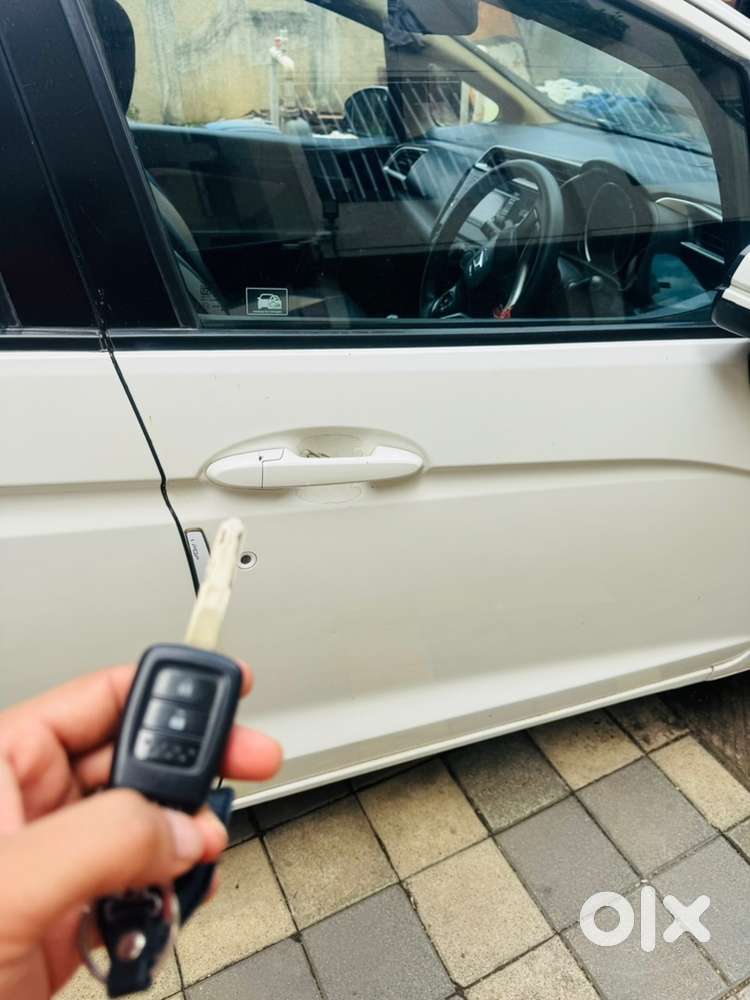 Honda Jazz Select Petrol 2016