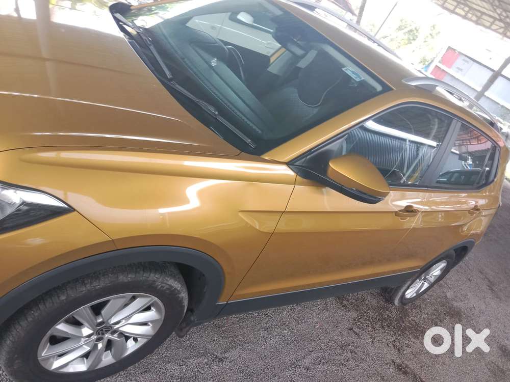 Volkswagen Taigun 1.0 Tsi Highline At, 2023, Petrol