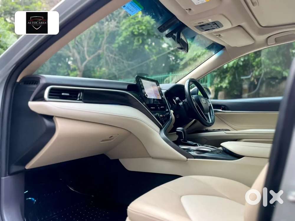 Toyota Camry Hybrid, 2022, Petrol