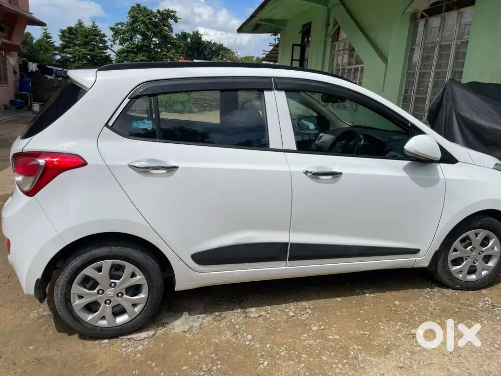 Grand I10 Sportz Optional
