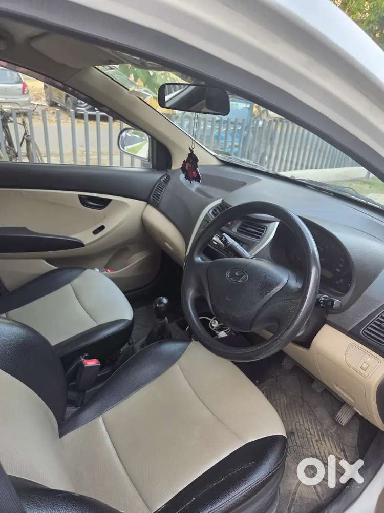 Hyundai Eon 2015 Petrol 57300 Km Driven