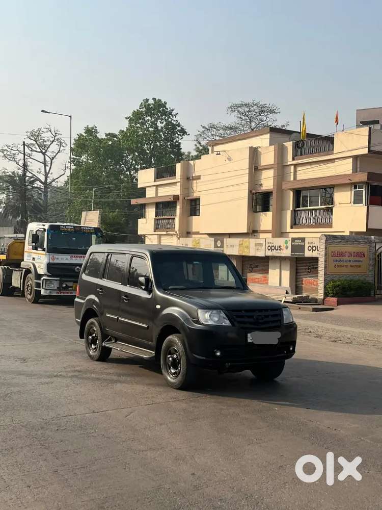 The Black Tank  Stealth Black Edition  Diesel Suv