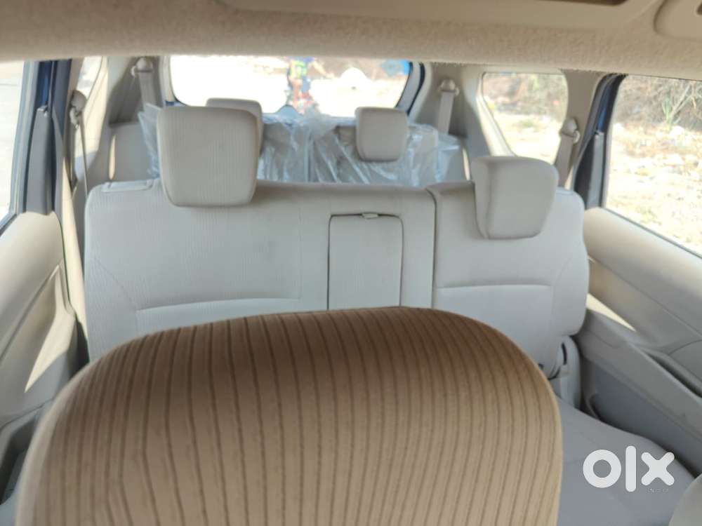 Maruti Suzuki Ertiga 2022-2023 Vxi Cng, 2022, Cng & Hybrids