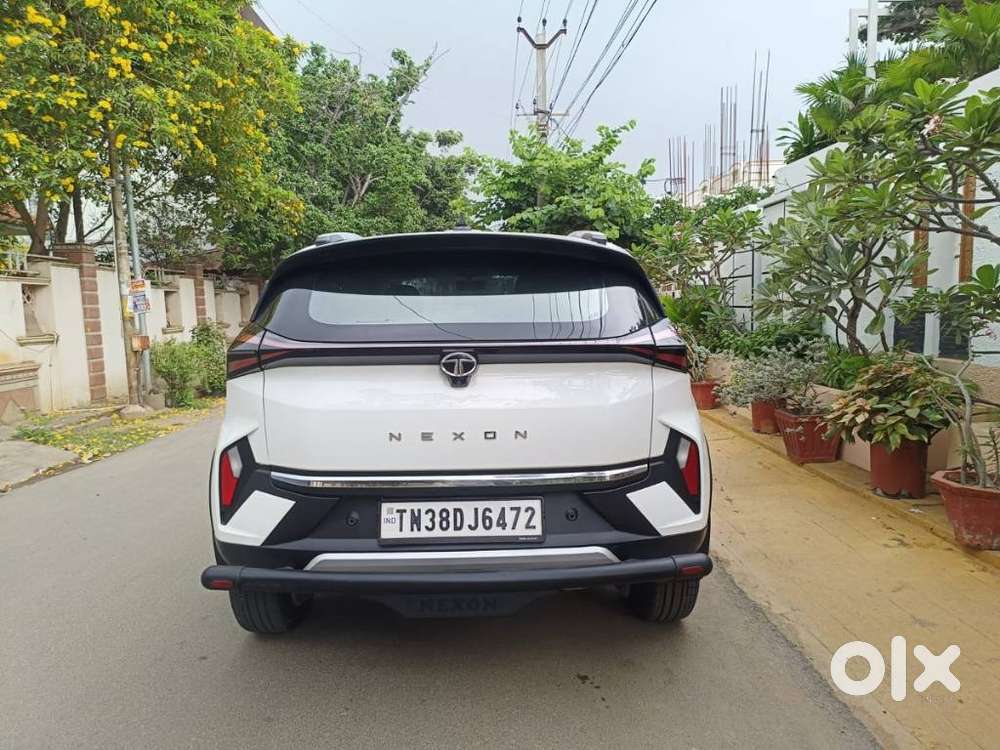 Tata Nexon Smart Plus1.2 Revotron Petrol 5 Mt, 2024, Petrol