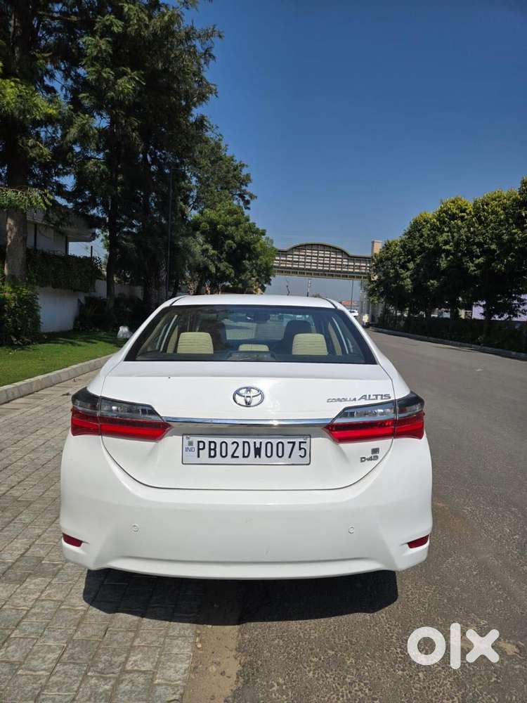 Toyota Corolla Altis 1.8 J, 2017, Diesel
