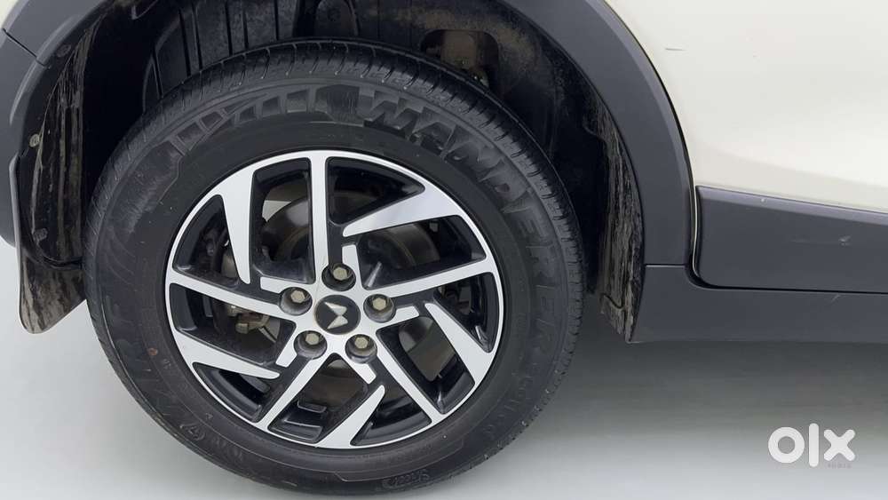 Mahindra Xuv300 W8 Amt Optional Diesel, 2023, Petrol