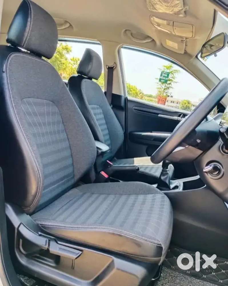 Kia Sonet 2023 Petrol Well Maintained