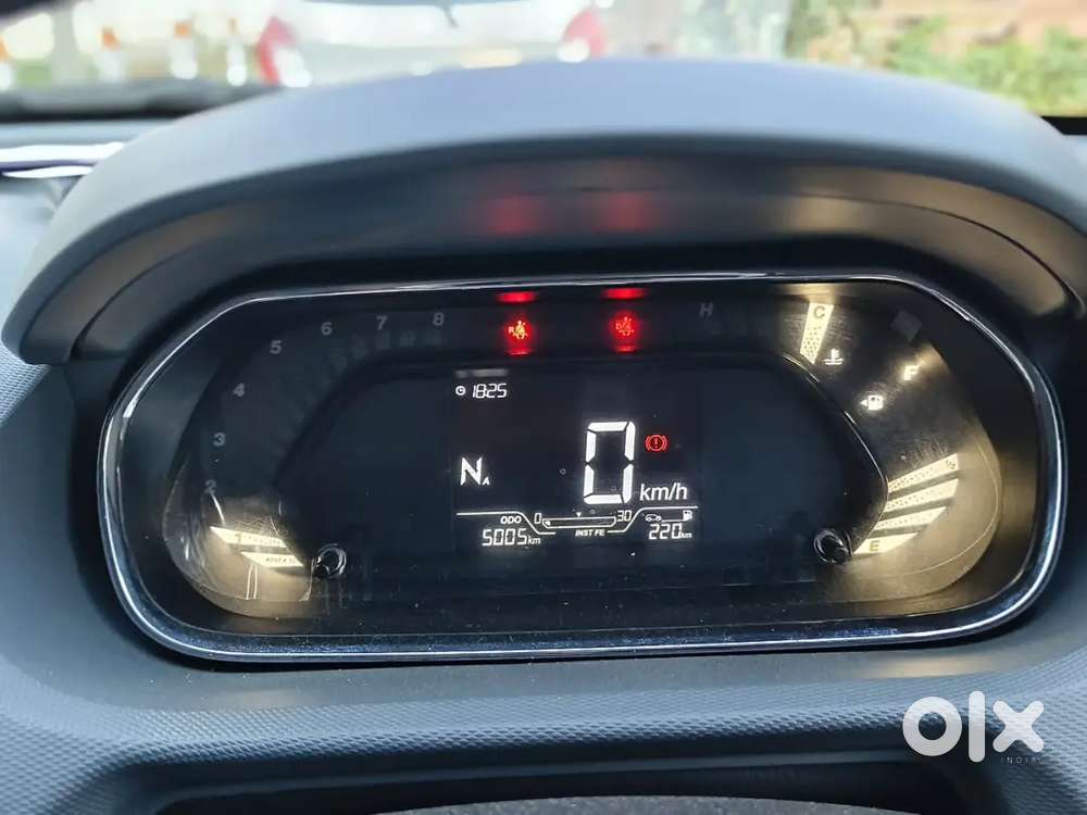 Tata Tiago Amt  1.2 Revotron 2025