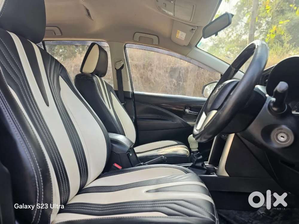 Toyota Innova Crysta 2.4 G Mt 7 Str, 2022, Diesel