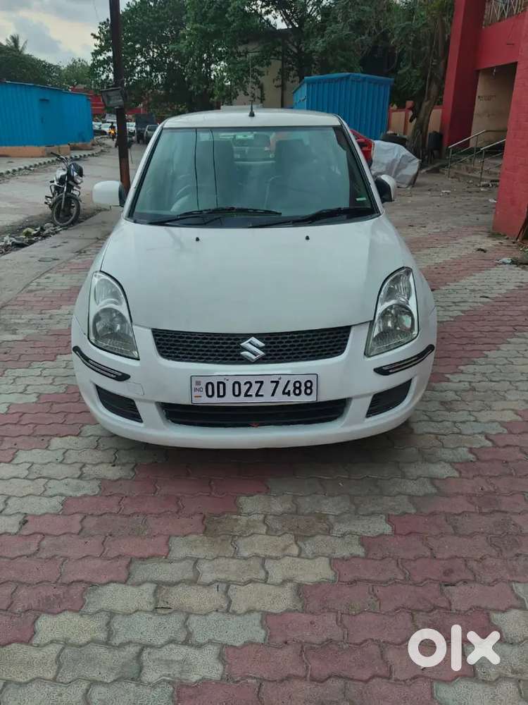 Maruti Suzuki Dzire 1.2 Vxi 2016