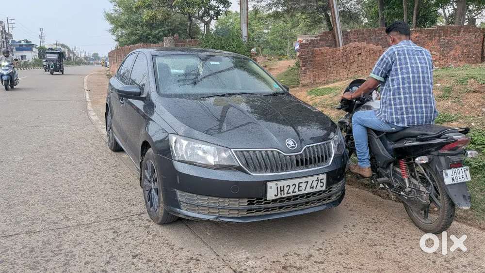 Skoda Rapid 2021 Petrol 10700 Km Driven